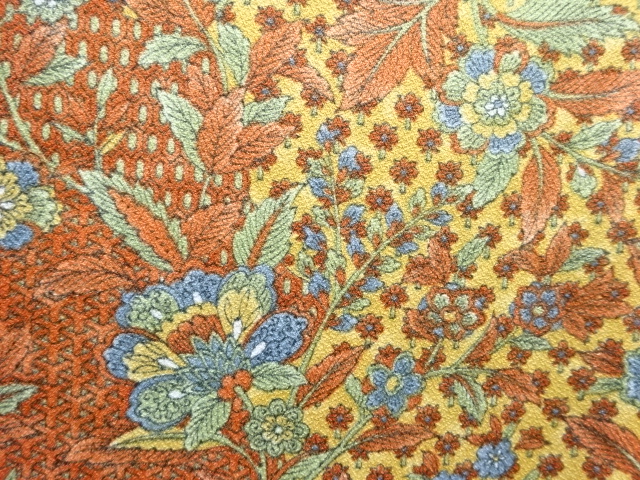  花更紗模様二部式小紋着物